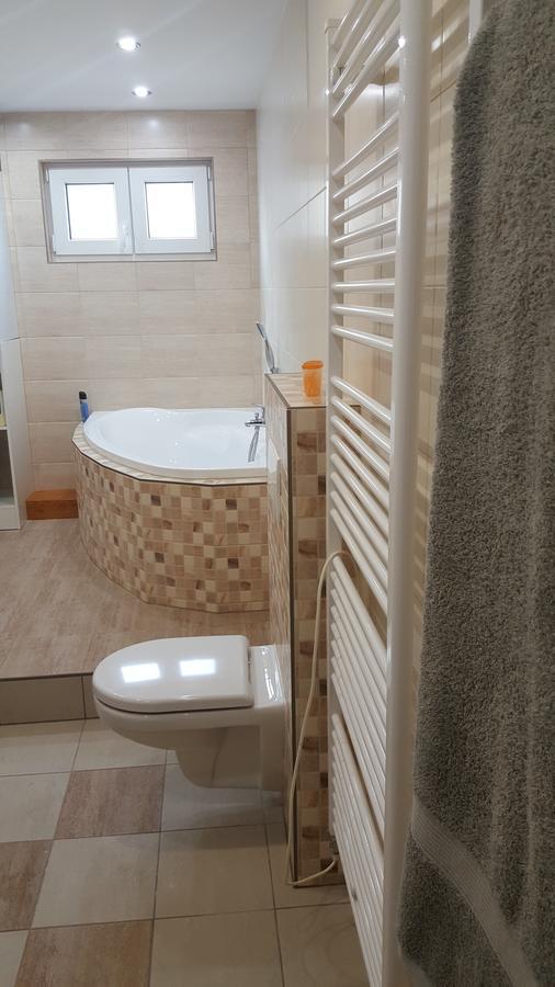 Apartmany Za Sakurou Hodonin Exterior photo